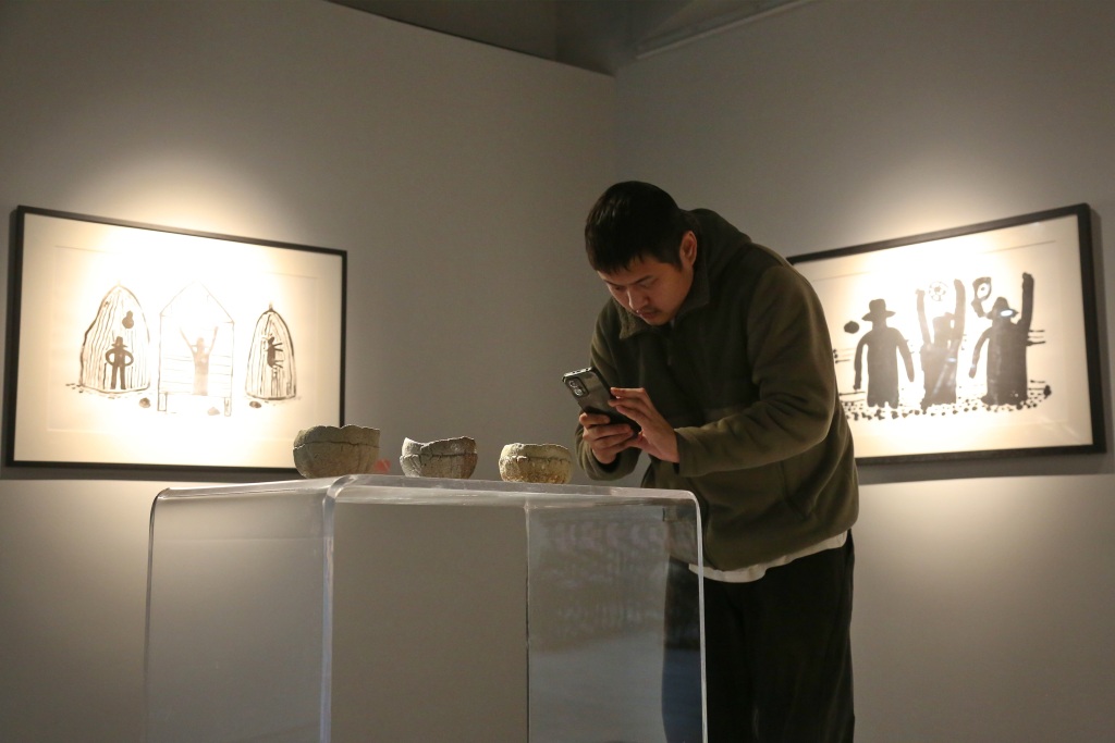 陶瓷與木刻的交響 一場(chǎng)見(jiàn)證中泰文化交融的藝術(shù)對(duì)話(huà)